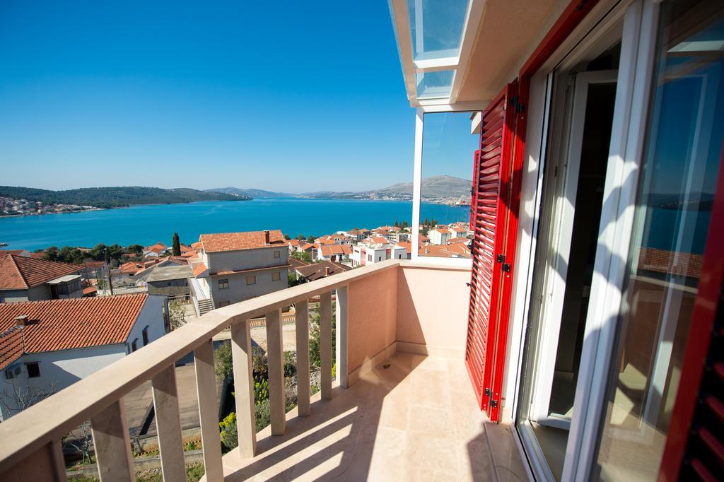 Apartments Gazebo トロギール 部屋 写真